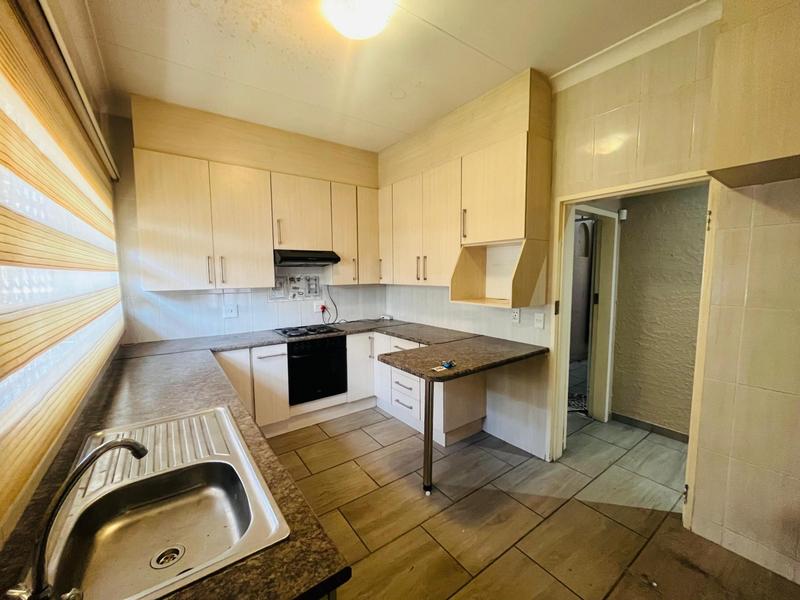 To Let 3 Bedroom Property for Rent in Birchleigh Gauteng