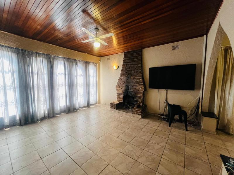 To Let 3 Bedroom Property for Rent in Birchleigh Gauteng