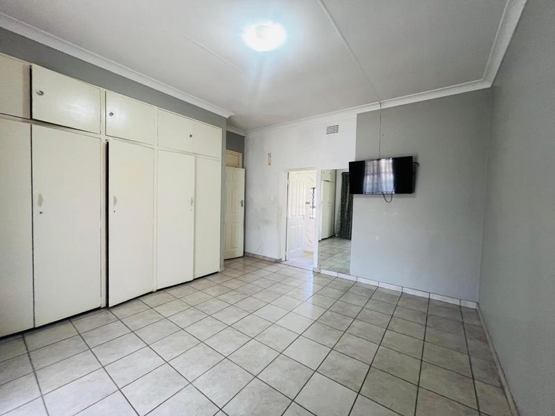 To Let 3 Bedroom Property for Rent in Birchleigh Gauteng