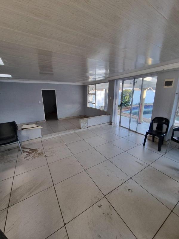 To Let 3 Bedroom Property for Rent in Esther Park Gauteng