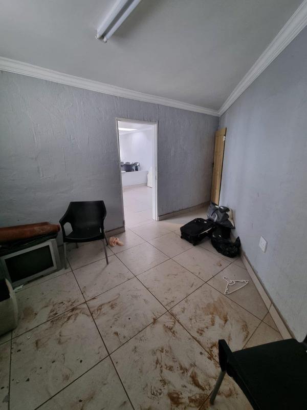 To Let 3 Bedroom Property for Rent in Esther Park Gauteng