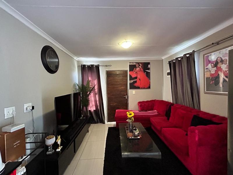 To Let 3 Bedroom Property for Rent in South Hills Gauteng