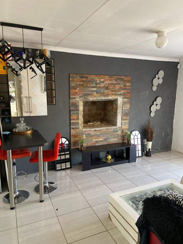 To Let 3 Bedroom Property for Rent in Blue Hills Country Estate Gauteng