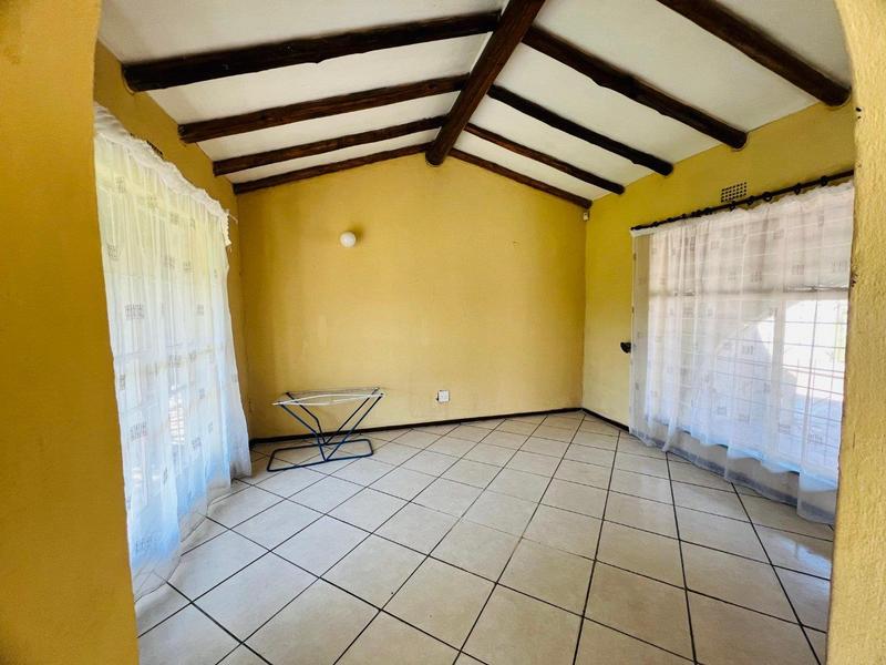 To Let 3 Bedroom Property for Rent in Birchleigh North Gauteng