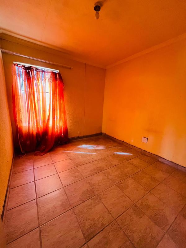 To Let 3 Bedroom Property for Rent in Vosloorus Ext 6 Gauteng