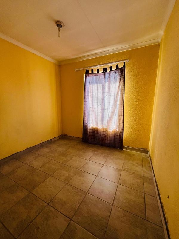 To Let 3 Bedroom Property for Rent in Vosloorus Ext 6 Gauteng