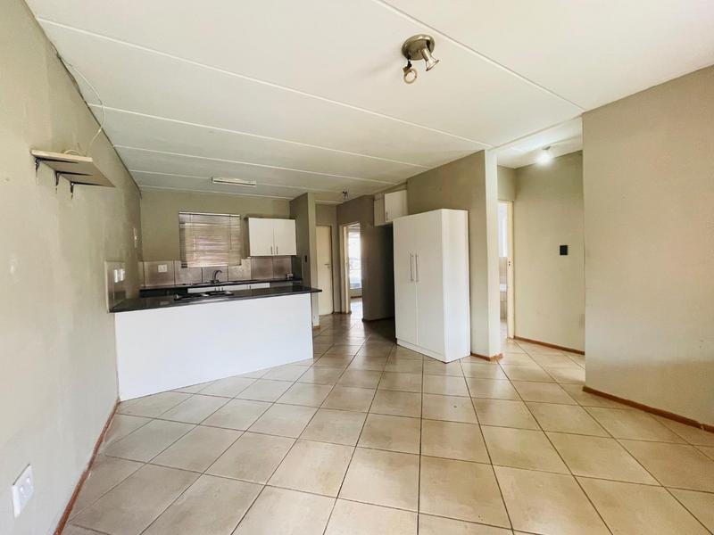 2 Bedroom Property for Sale in Albertsdal Gauteng