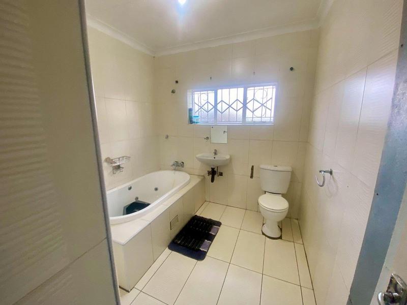 4 Bedroom Property for Sale in South Crest Gauteng