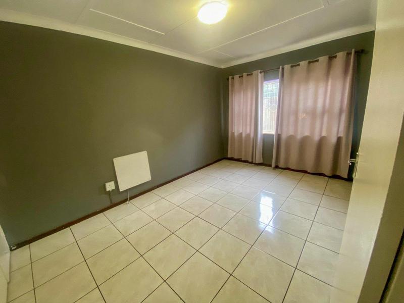 4 Bedroom Property for Sale in South Crest Gauteng