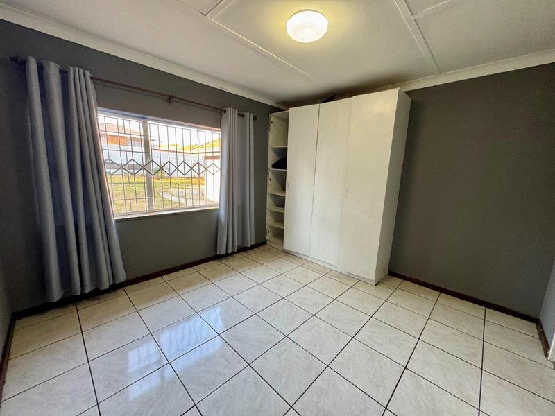 4 Bedroom Property for Sale in South Crest Gauteng