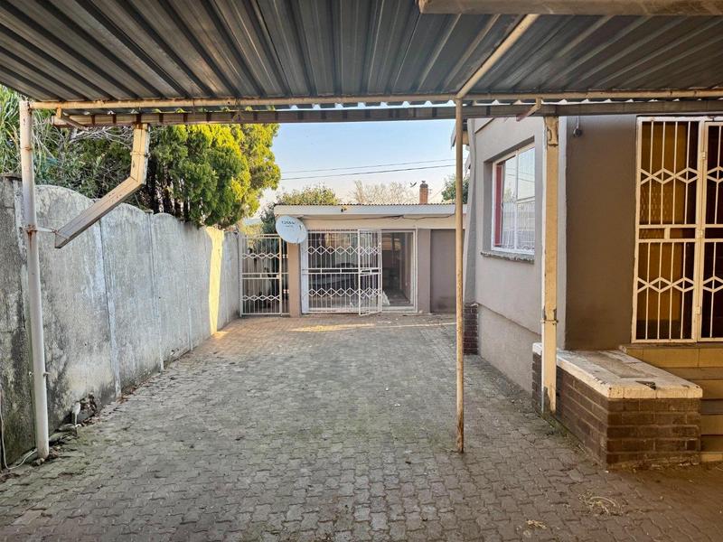 4 Bedroom Property for Sale in South Crest Gauteng