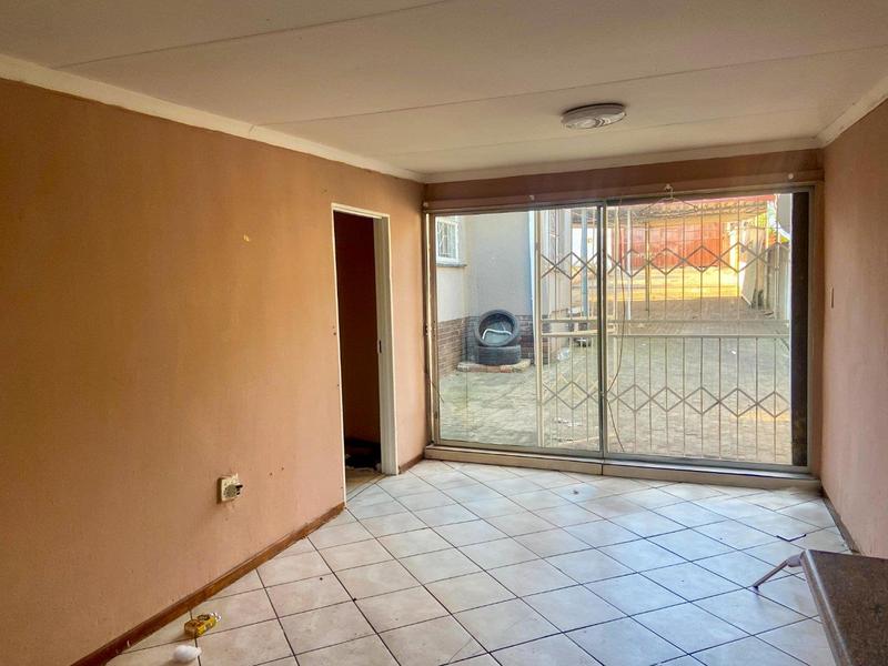 4 Bedroom Property for Sale in South Crest Gauteng