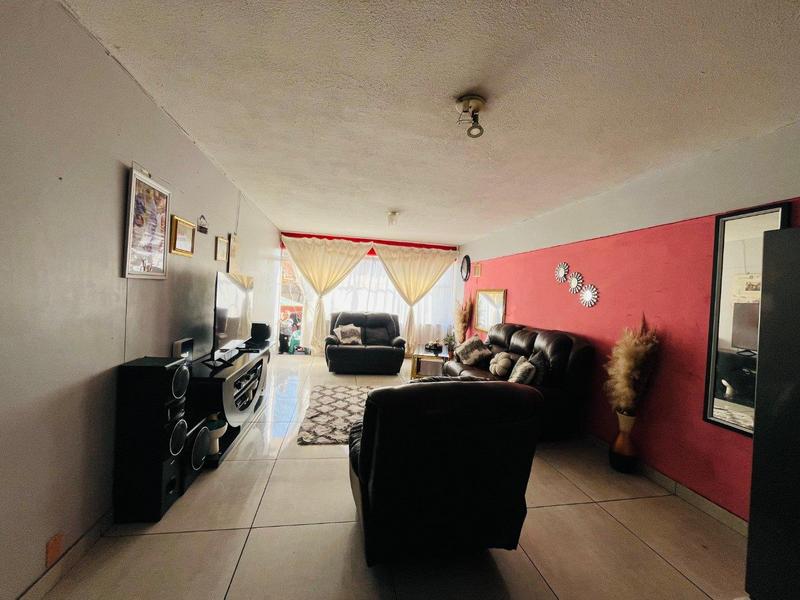 2 Bedroom Property for Sale in Benoni Central Gauteng