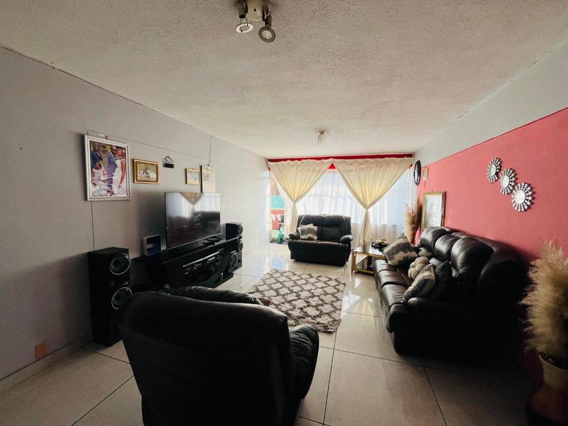 2 Bedroom Property for Sale in Benoni Central Gauteng