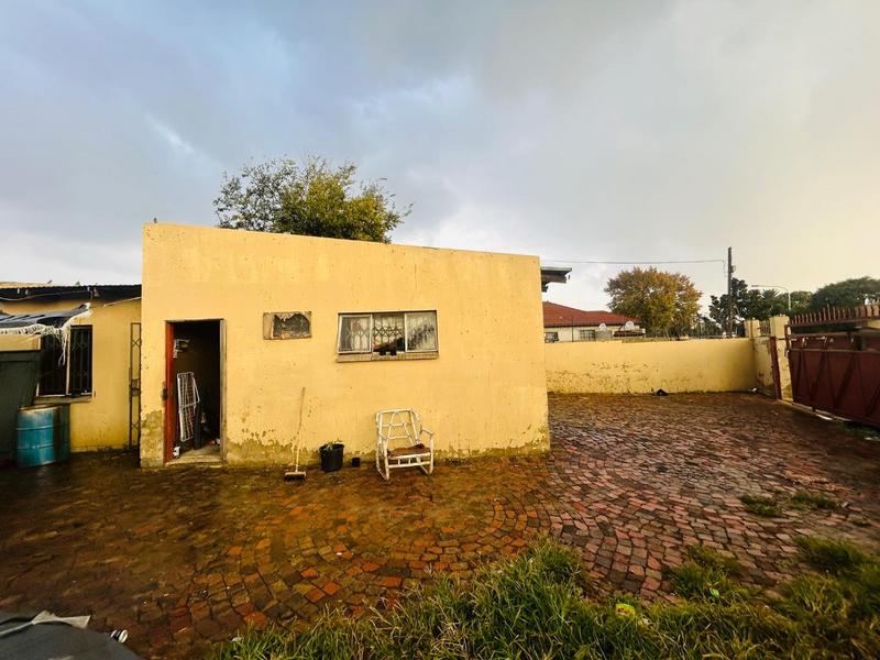7 Bedroom Property for Sale in Boksburg Gauteng
