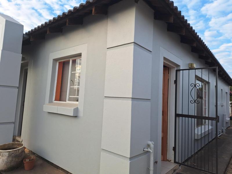 To Let 3 Bedroom Property for Rent in Rosslyn Gauteng