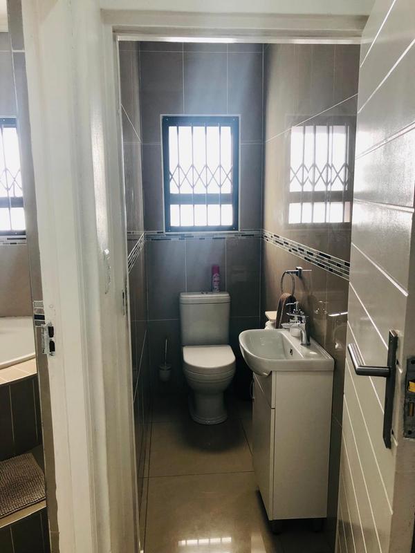 3 Bedroom Property for Sale in Soshanguve VV Gauteng