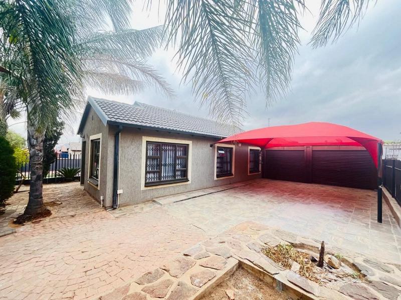 3 Bedroom Property for Sale in Soshanguve VV Gauteng
