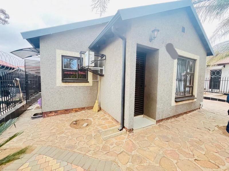 3 Bedroom Property for Sale in Soshanguve VV Gauteng