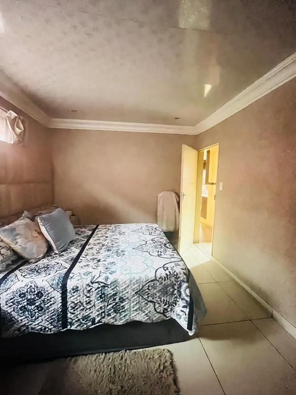 3 Bedroom Property for Sale in Soshanguve VV Gauteng