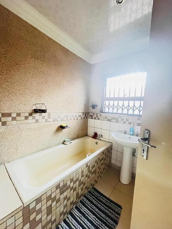 3 Bedroom Property for Sale in Soshanguve VV Gauteng