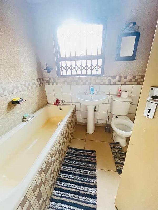 3 Bedroom Property for Sale in Soshanguve VV Gauteng