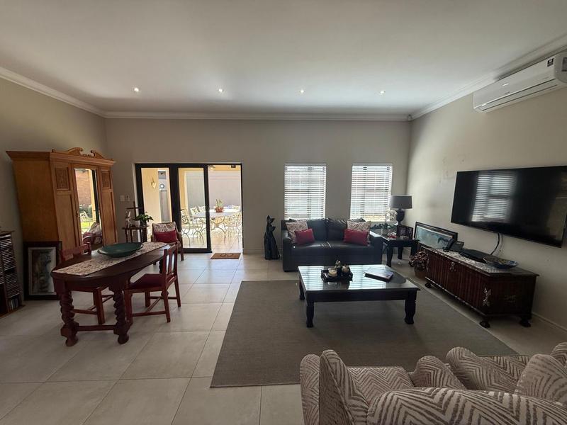 To Let 2 Bedroom Property for Rent in Retire at Midstream Gauteng