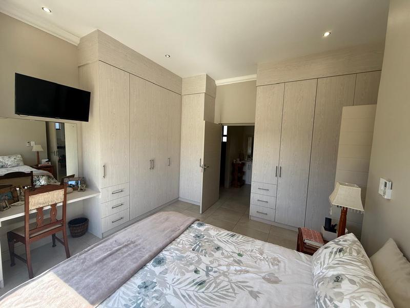 To Let 2 Bedroom Property for Rent in Retire at Midstream Gauteng