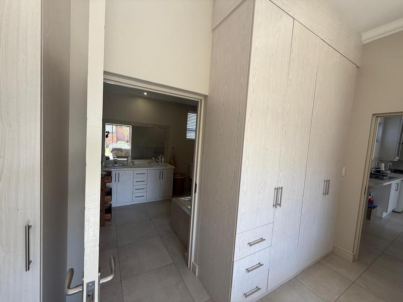 To Let 2 Bedroom Property for Rent in Retire at Midstream Gauteng