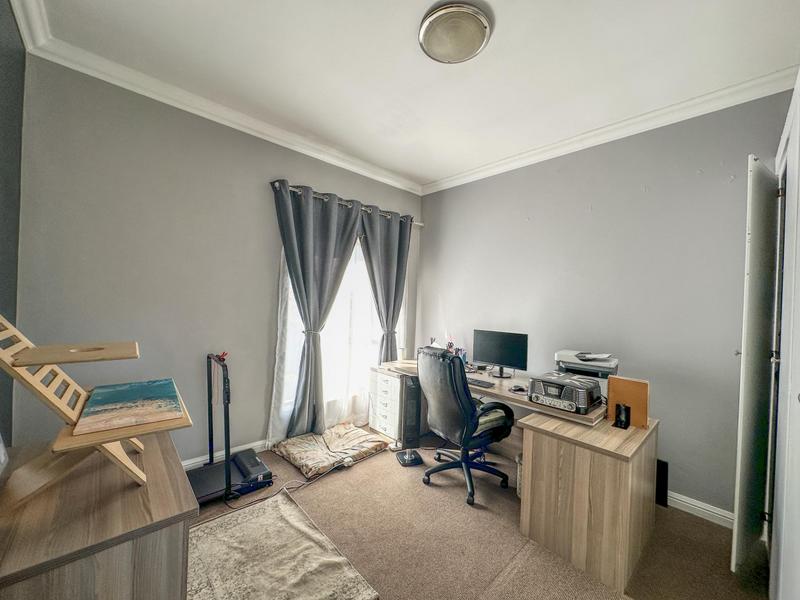4 Bedroom Property for Sale in Midstream Estate Gauteng