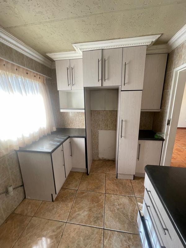 To Let 3 Bedroom Property for Rent in Daveyton Gauteng