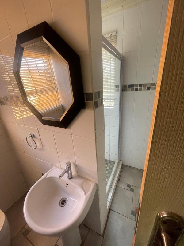 To Let 3 Bedroom Property for Rent in Daveyton Gauteng