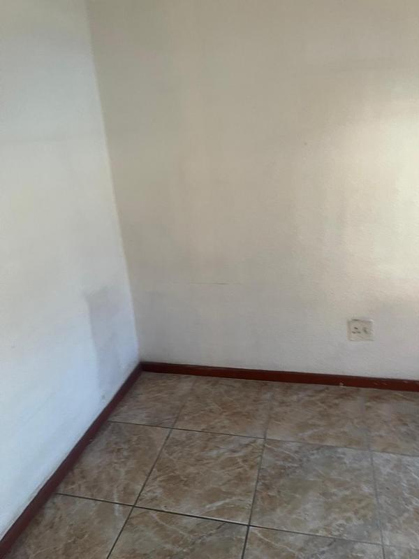 To Let 3 Bedroom Property for Rent in Daveyton Gauteng