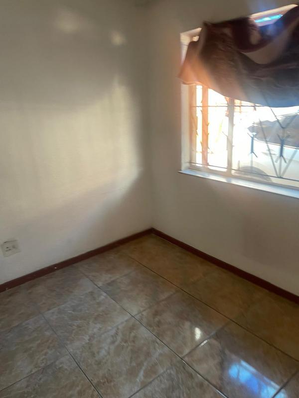 To Let 3 Bedroom Property for Rent in Daveyton Gauteng