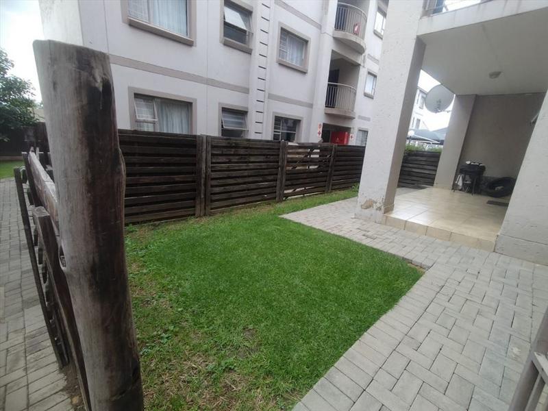 2 Bedroom Property for Sale in Bardene Gauteng