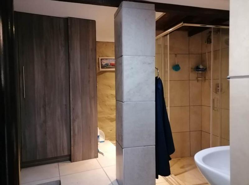 To Let 1 Bedroom Property for Rent in Kensington Gauteng