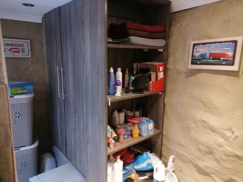 To Let 1 Bedroom Property for Rent in Kensington Gauteng
