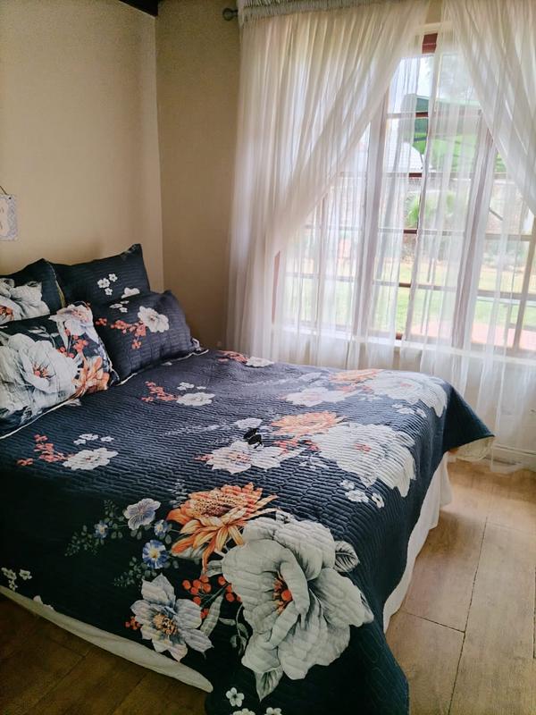 5 Bedroom Property for Sale in Zwartkop Gauteng