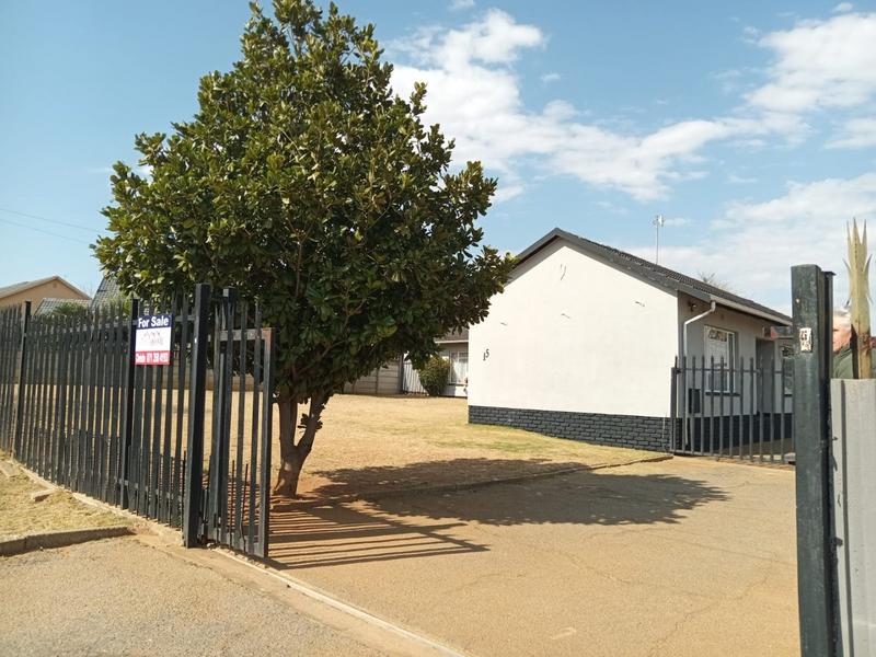 3 Bedroom Property for Sale in Greenhills Gauteng