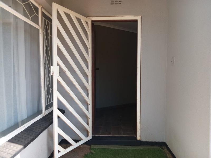 3 Bedroom Property for Sale in Greenhills Gauteng