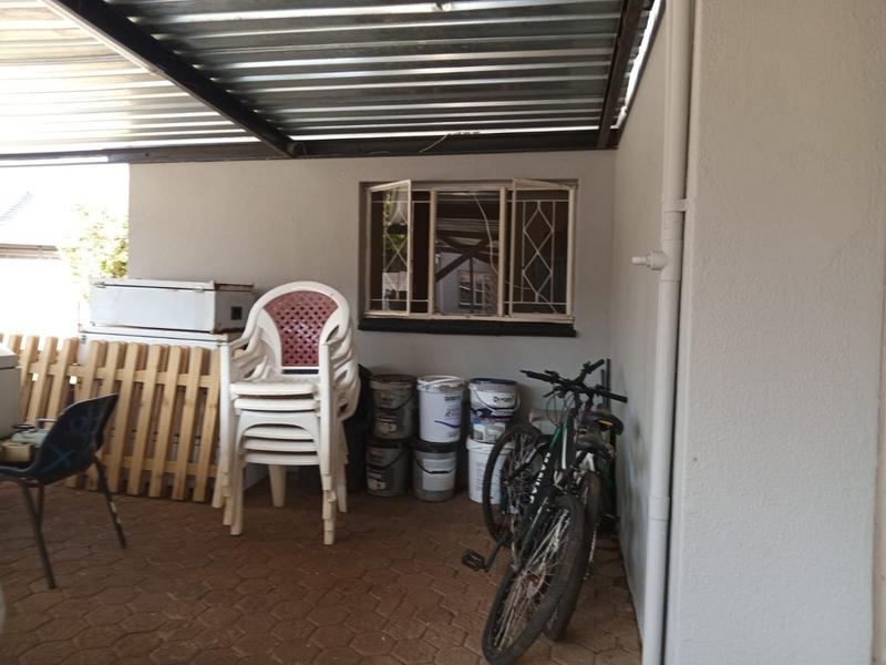 3 Bedroom Property for Sale in Greenhills Gauteng
