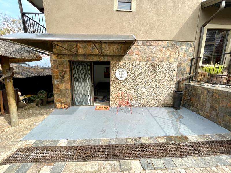 6 Bedroom Property for Sale in Kenmare Gauteng