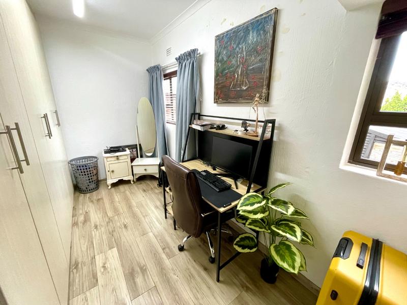 6 Bedroom Property for Sale in Kenmare Gauteng