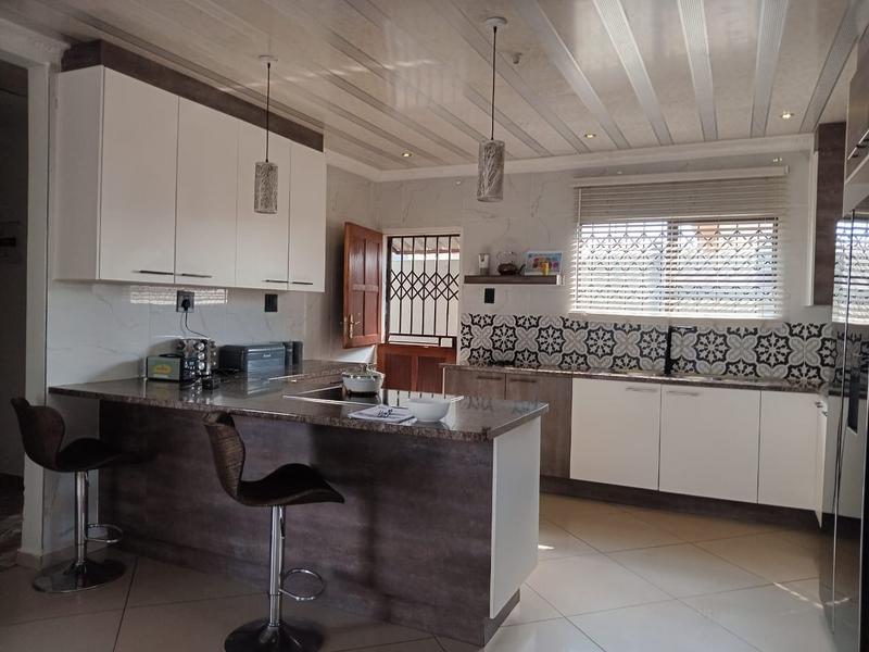 0 Bedroom Property for Sale in Mohlakeng Gauteng