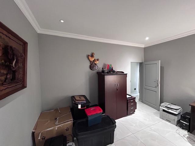5 Bedroom Property for Sale in Six Fountains Residential Estate Gauteng