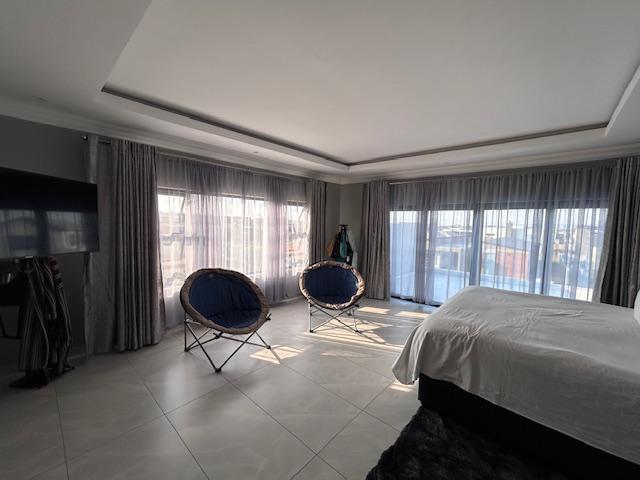 5 Bedroom Property for Sale in Six Fountains Residential Estate Gauteng