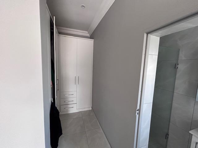 5 Bedroom Property for Sale in Six Fountains Residential Estate Gauteng