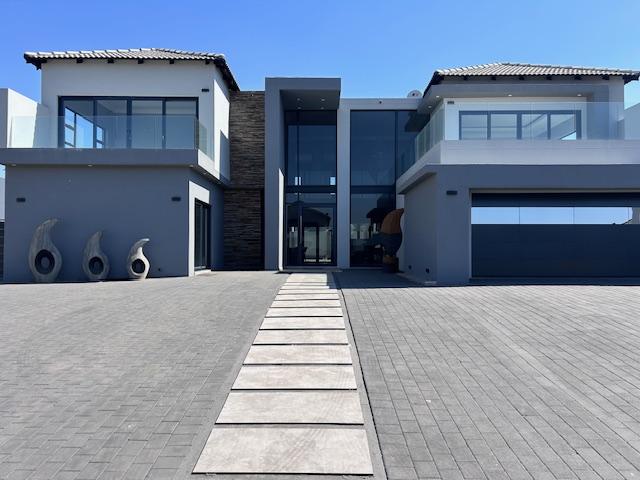 To Let 5 Bedroom Property for Rent in Six Fountains Residential Estate Gauteng