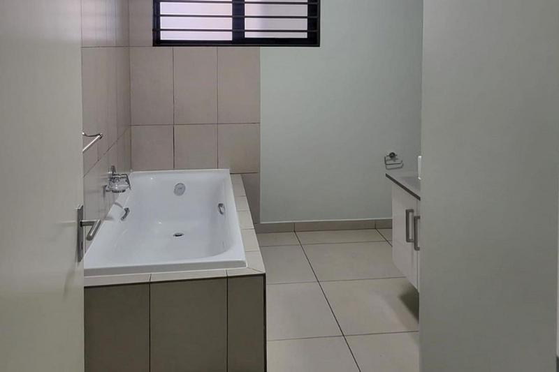 3 Bedroom Property for Sale in North Riding Gauteng
