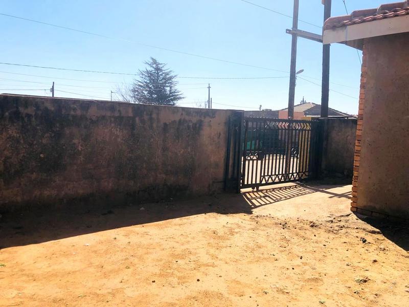 2 Bedroom Property for Sale in Rietvallei Gauteng